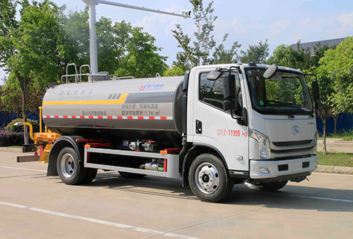 KLF5120GPSS6型绿化喷洒车