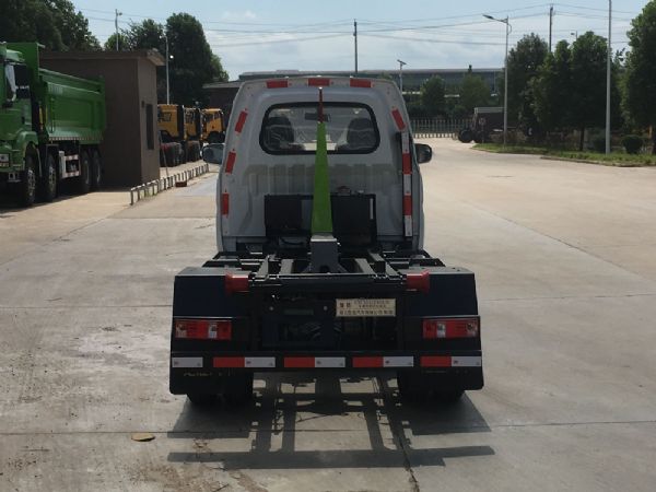 CSC5032ZXX6SC型车厢可卸式垃圾车
